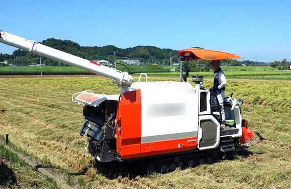 広島でコンバインや中古農機具を販売し確かな実績を積み上げてまいりました